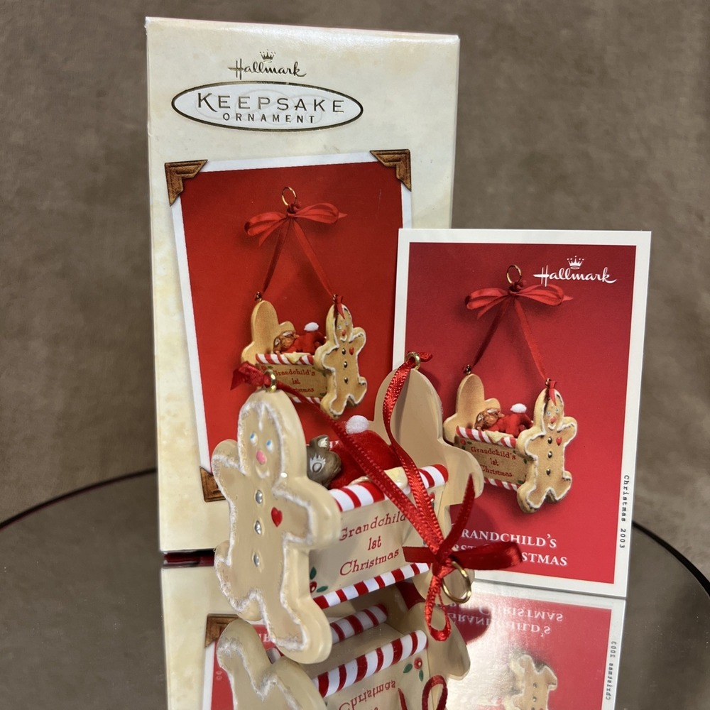 Hallmark Keepsake Tree‎ Ornament 2003 Grandchild's First Christmas Crib Box